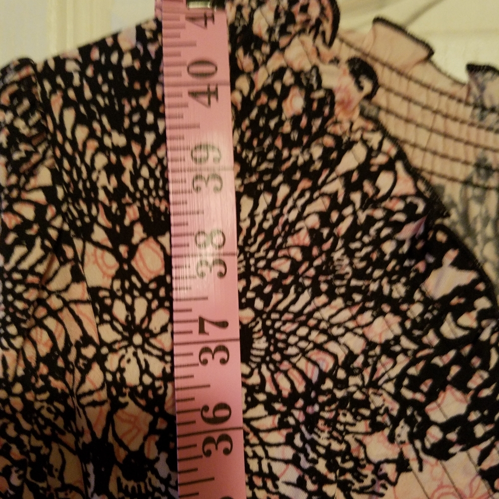 Dress - Picture 3 of 3